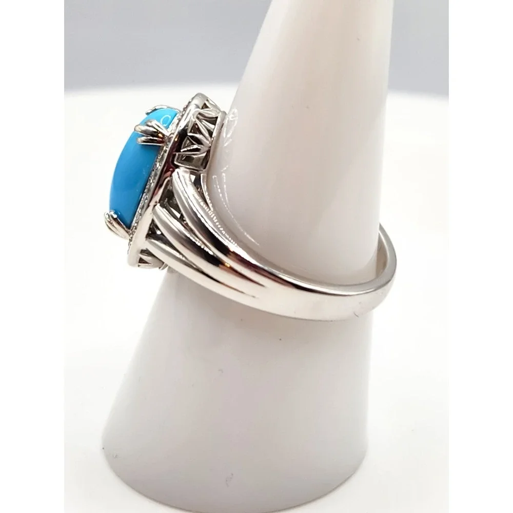 Unbranded sterling silver